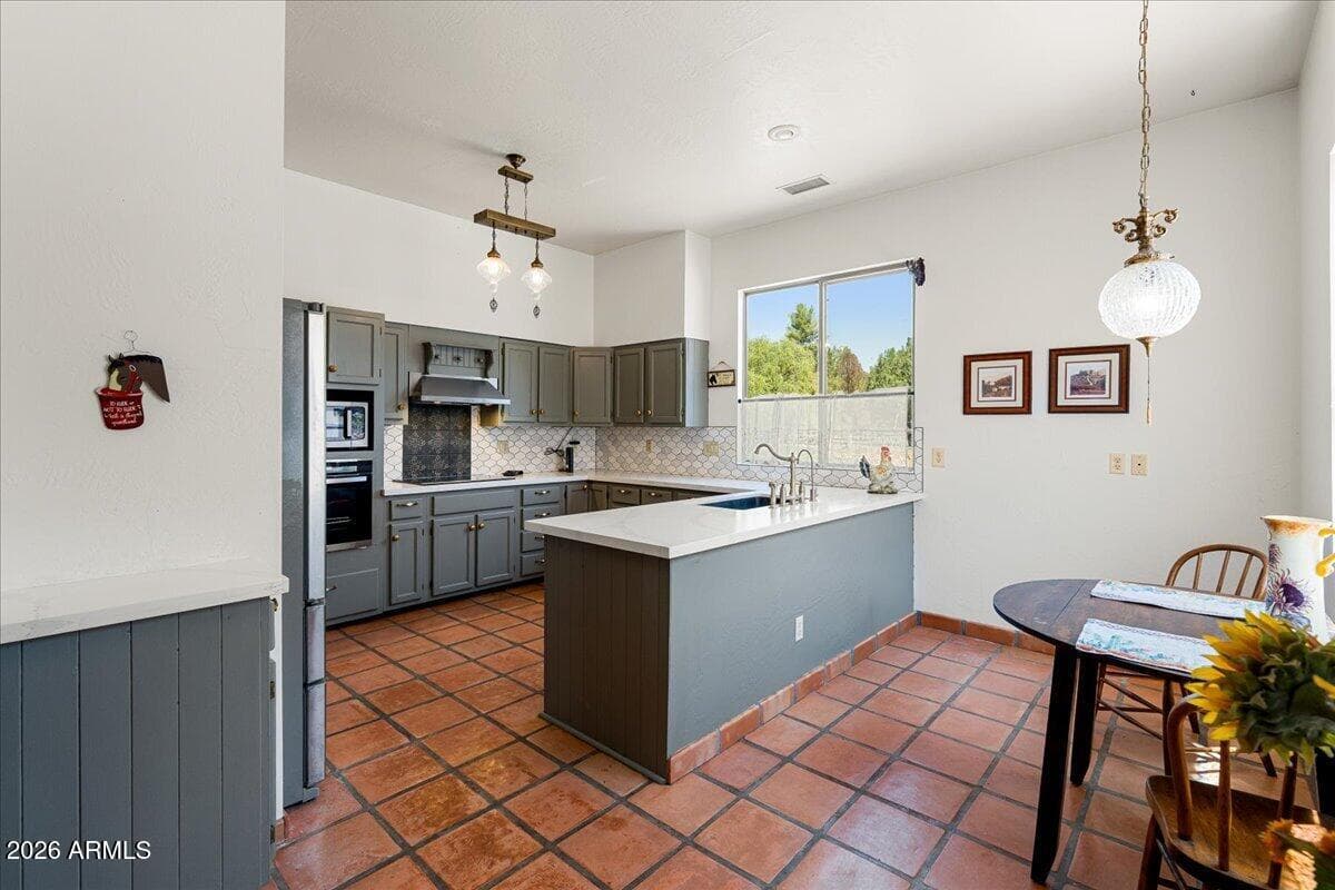 305 W FORT MCDOWELL Place, Camp Verde, AZ 86322 — photo 10 of 44