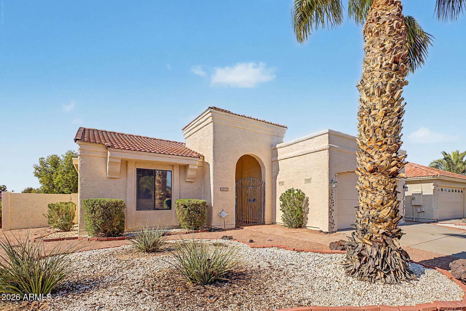 10526 E BELLFLOWER Drive, Sun Lakes, AZ 85248 — photo 1 of 25