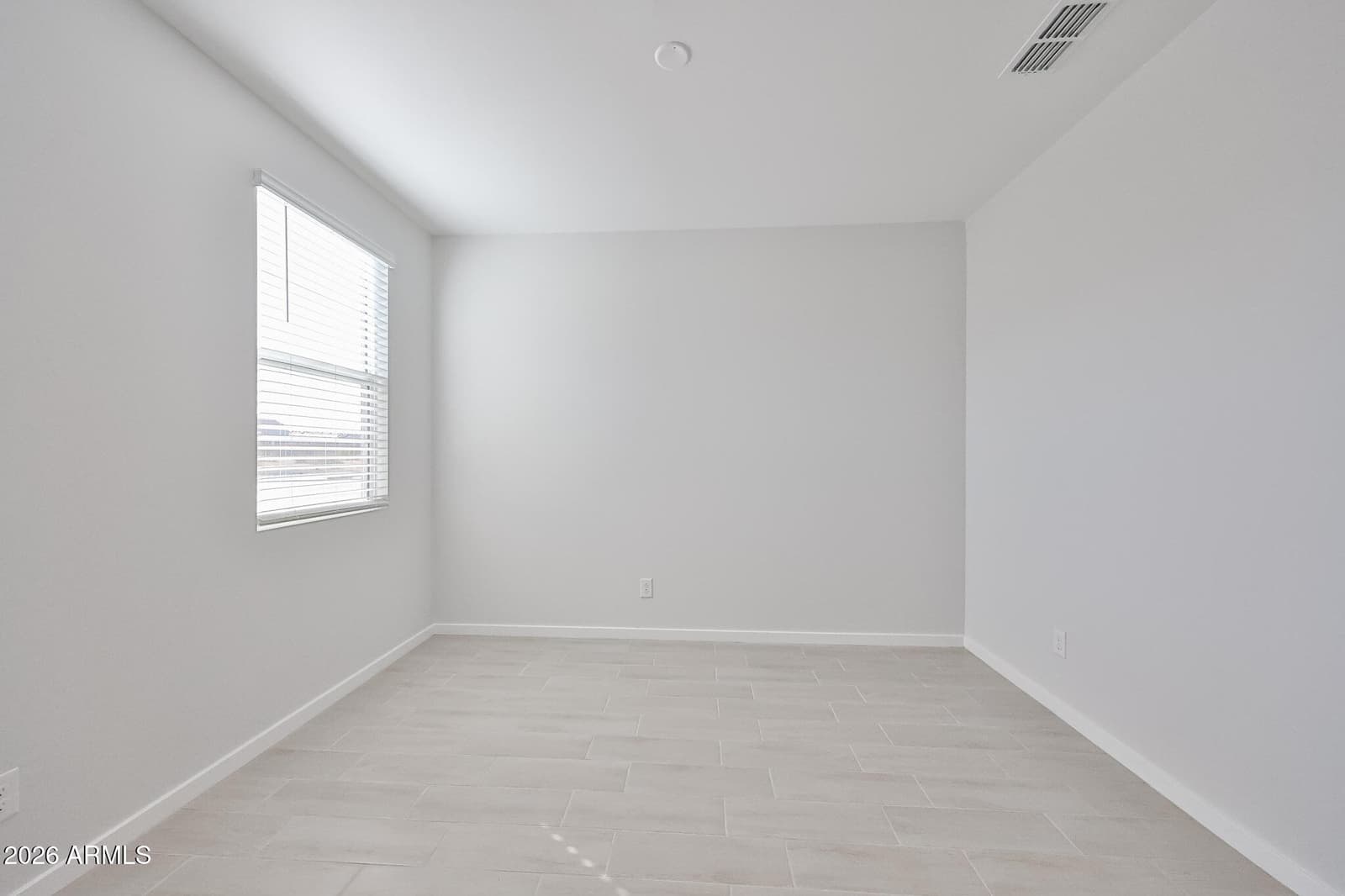 22842 W MONONA Lane, Surprise, AZ 85387 — photo 8 of 23