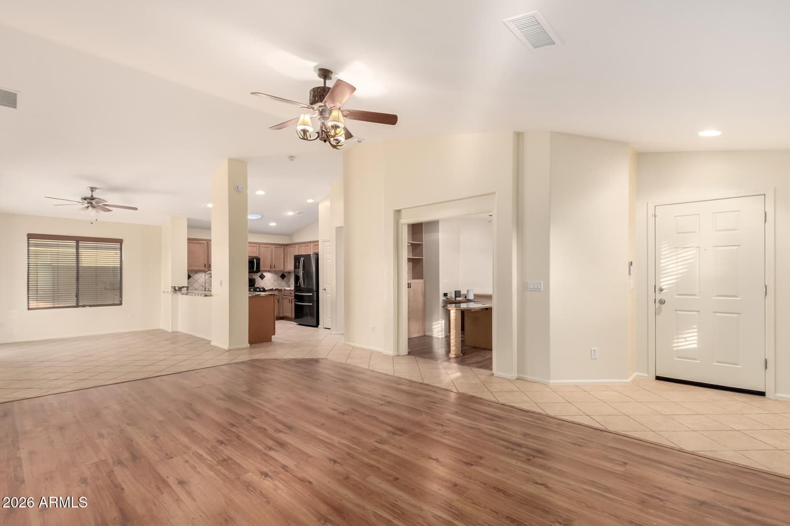 44213 W CYPRESS Lane, Maricopa, AZ 85138 — photo 3 of 10