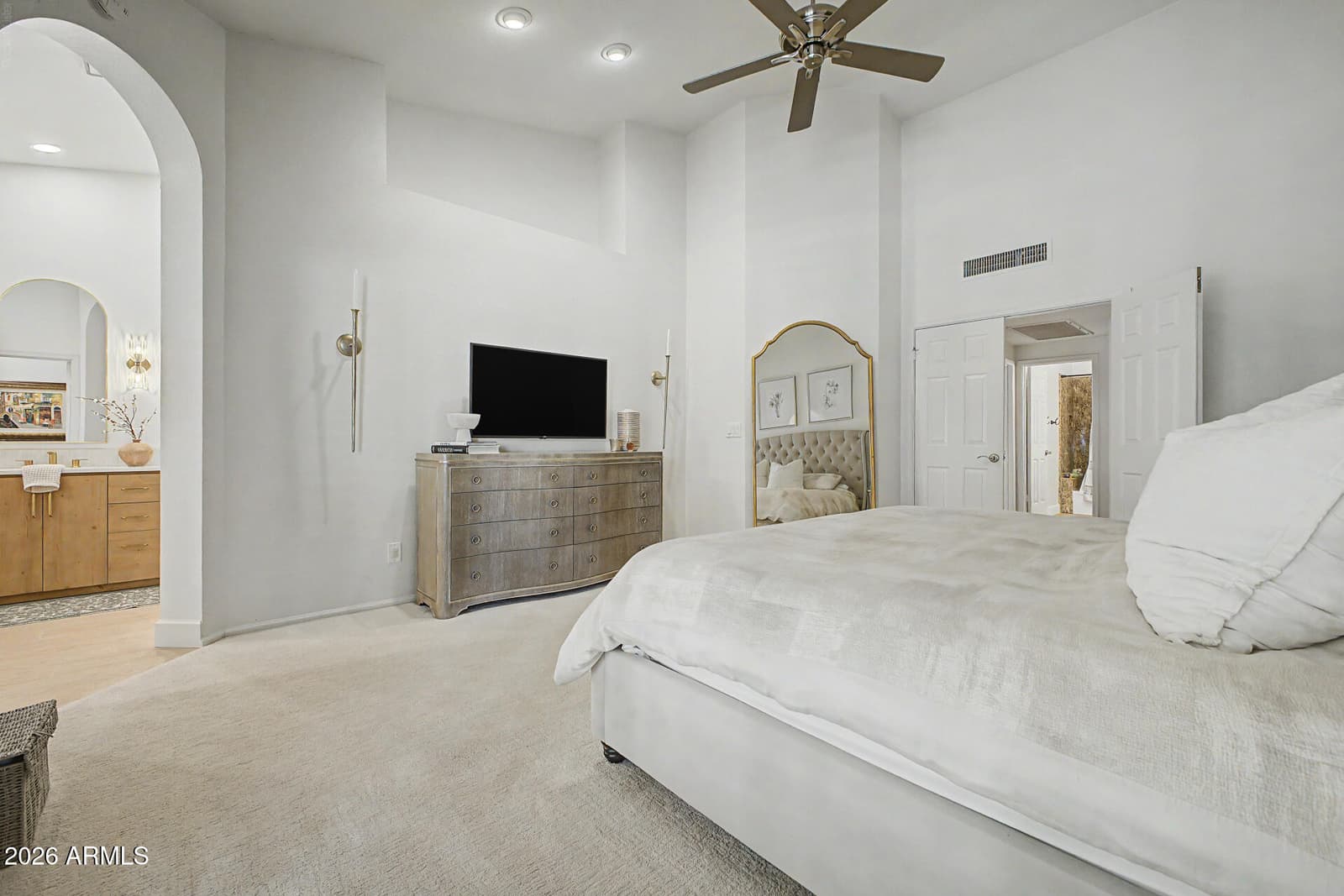 9943 E CAMINO DEL SANTO, Scottsdale, AZ 85260 — photo 16 of 44