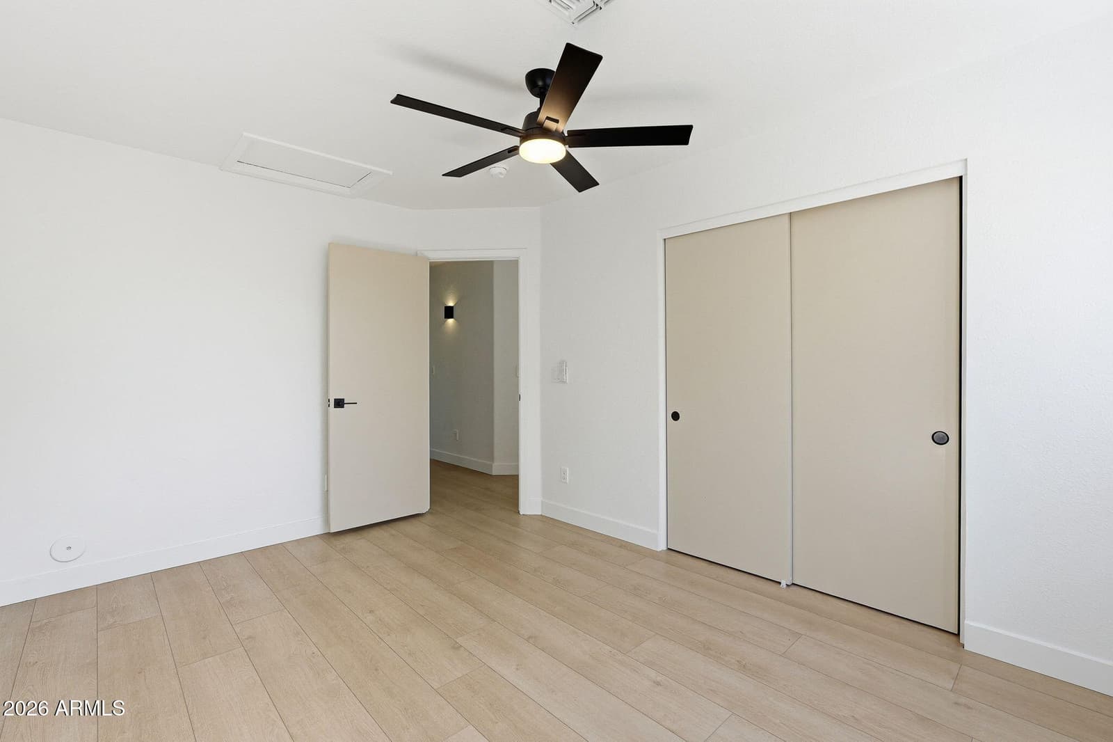 17606 N 17TH Place 1002, Phoenix, AZ 85022 — photo 10 of 28