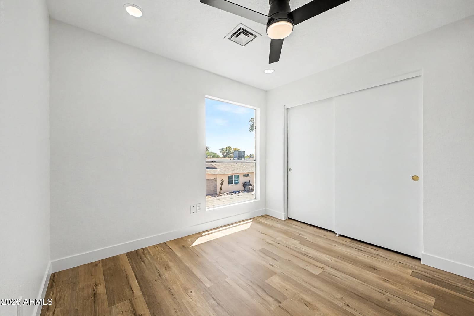 601 E WESCOTT Drive, Phoenix, AZ 85024 — photo 14 of 34