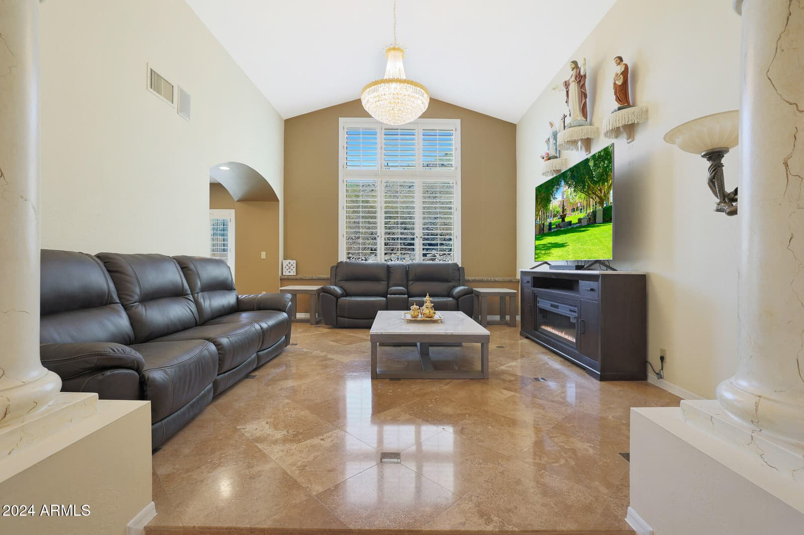 1044 W INDIAN HILLS Place, Phoenix, AZ 85023 — photo 19 of 68