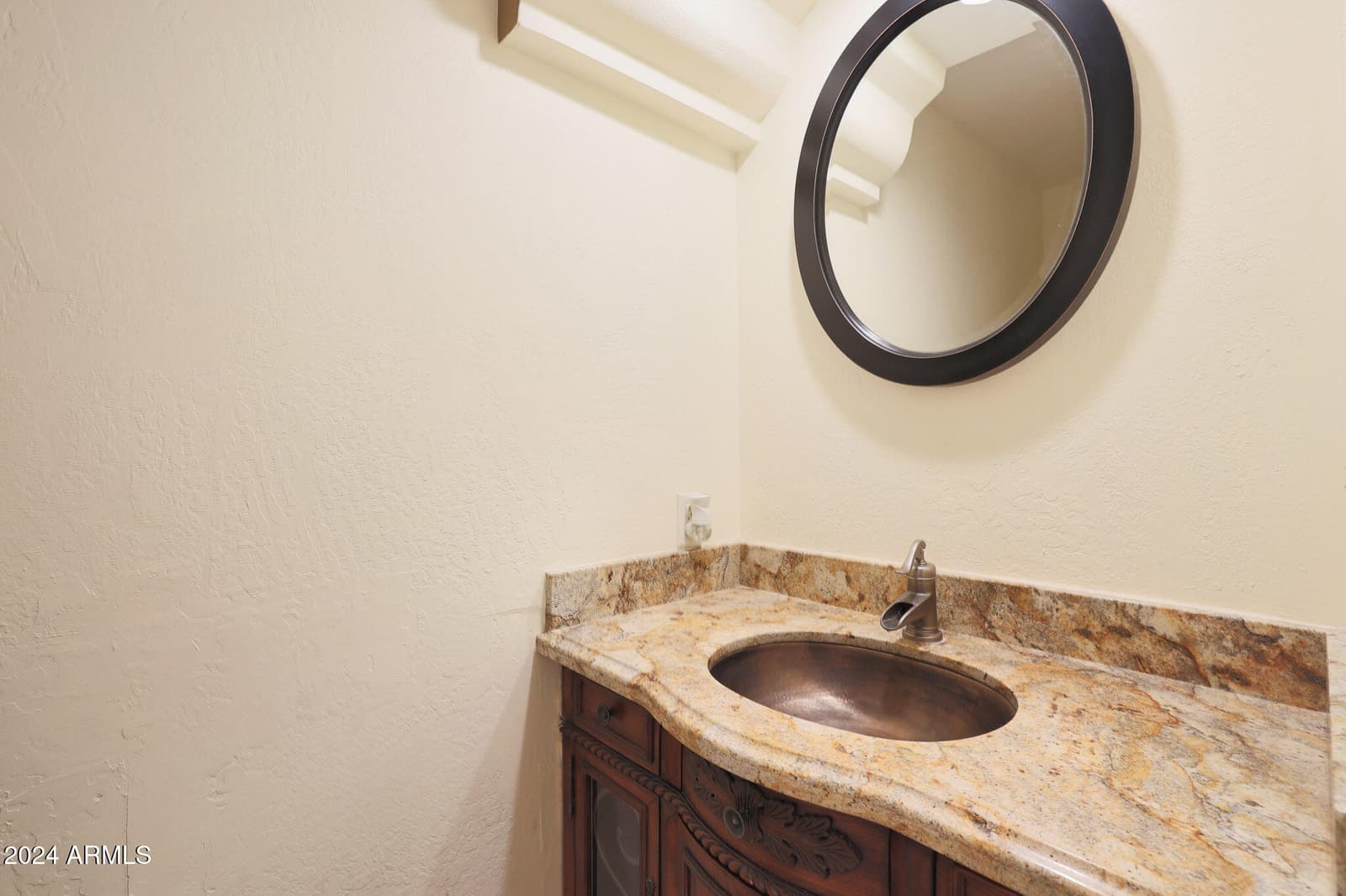 1044 W INDIAN HILLS Place, Phoenix, AZ 85023 — photo 43 of 68