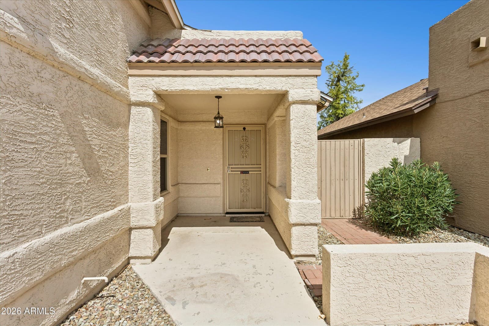 1722 N COMANCHE Drive, Chandler, AZ 85224 — photo 4 of 45