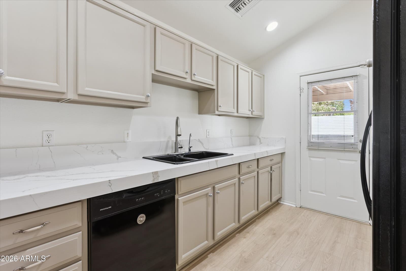 1722 N COMANCHE Drive, Chandler, AZ 85224 — photo 16 of 45