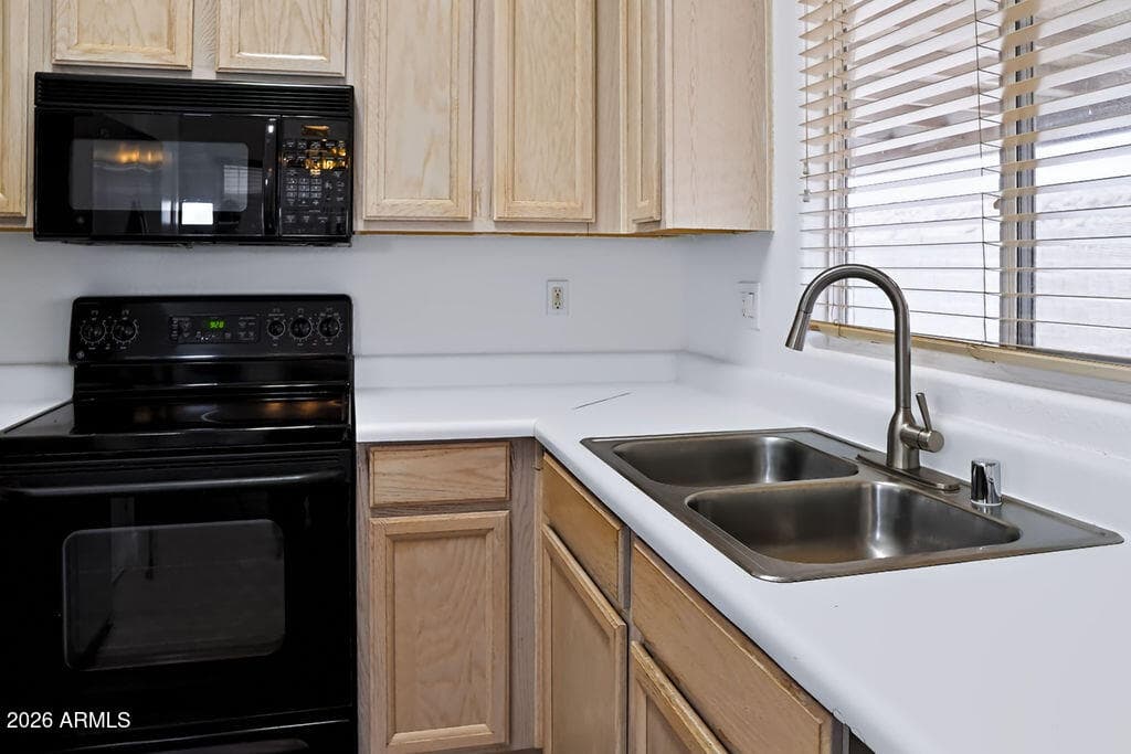 3530 W Sands Drive, Glendale, AZ 85310 — photo 33 of 57