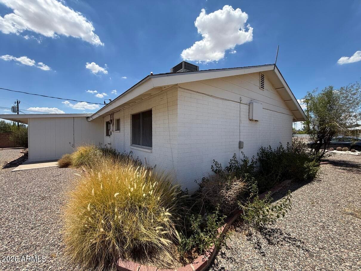 11007 W FLORIDA Avenue, Sun City, AZ 85351 — photo 37 of 38
