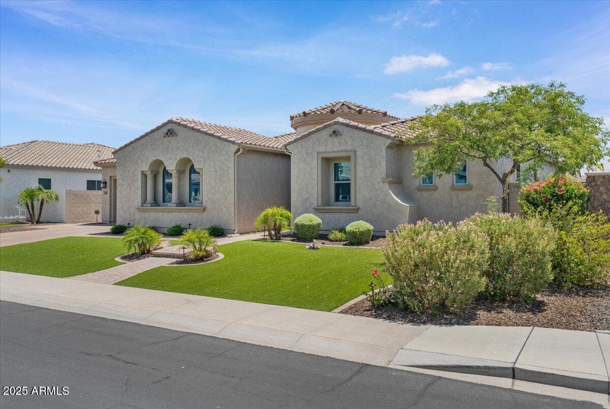 3663 E STRAWBERRY Drive, Gilbert, AZ 85298 — photo 2 of 64