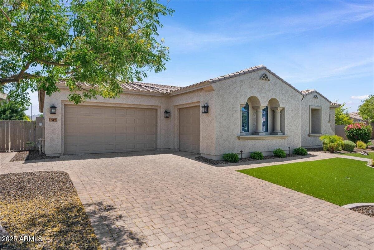 3663 E STRAWBERRY Drive, Gilbert, AZ 85298 — photo 3 of 64