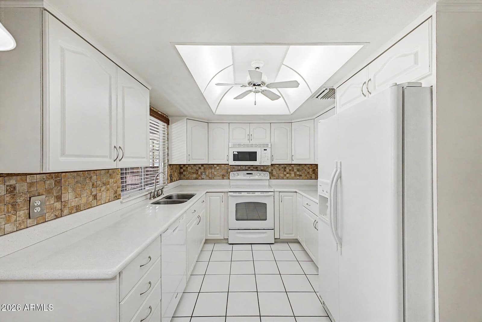 5448 E WETHERSFIELD Road, Scottsdale, AZ 85254 — photo 13 of 50