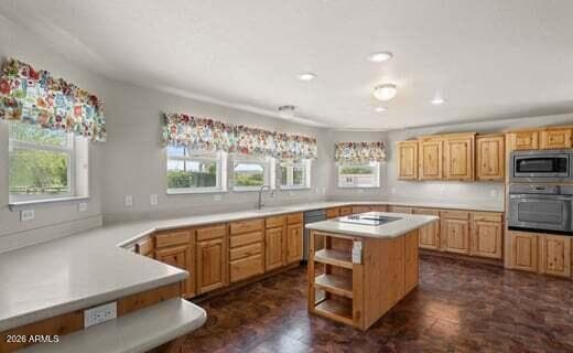 15181 W SUNSHINE Lane, Kirkland, AZ 86332 — photo 8 of 65