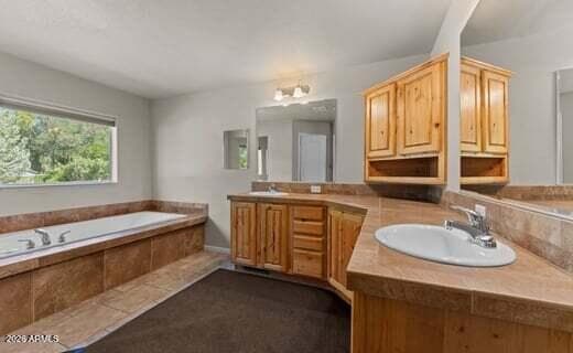 15181 W SUNSHINE Lane, Kirkland, AZ 86332 — photo 14 of 65