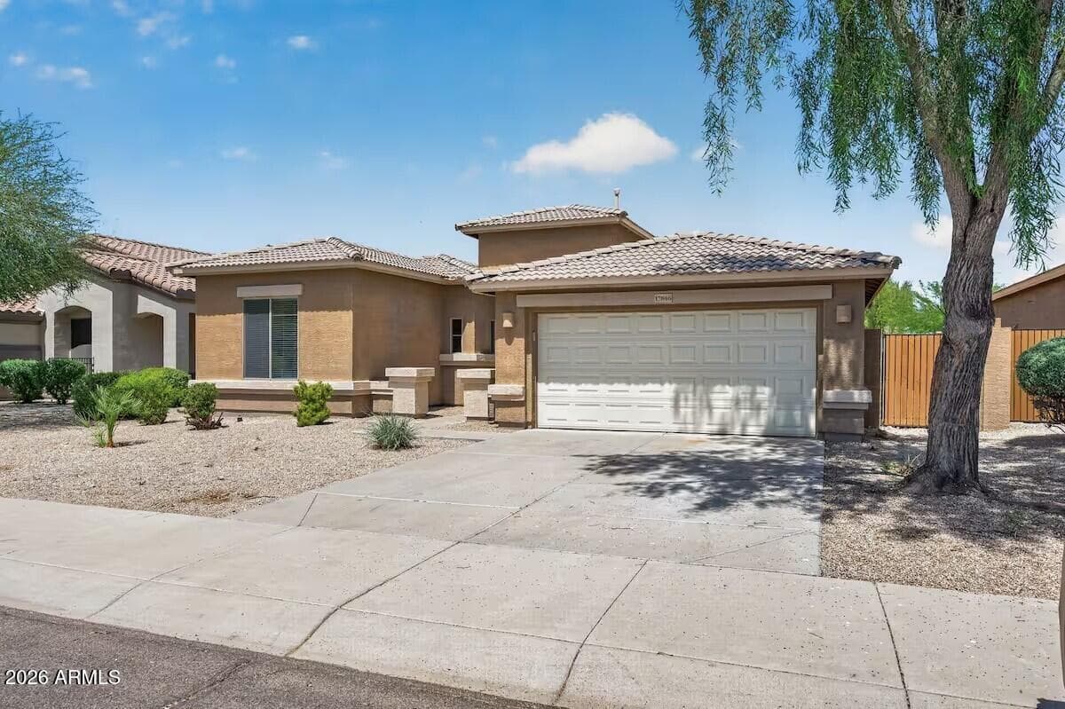 17846 W Buckhorn Drive, Goodyear, AZ 85338 — photo 3 of 51