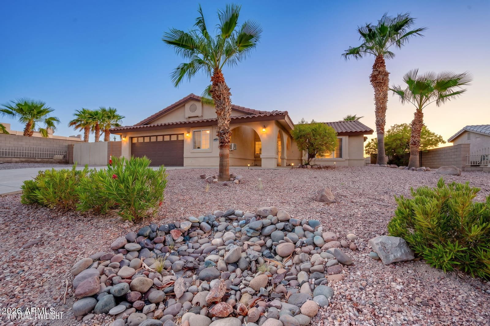 3472 Florence Avenue, Bullhead City, AZ 86429 — photo 1 of 62
