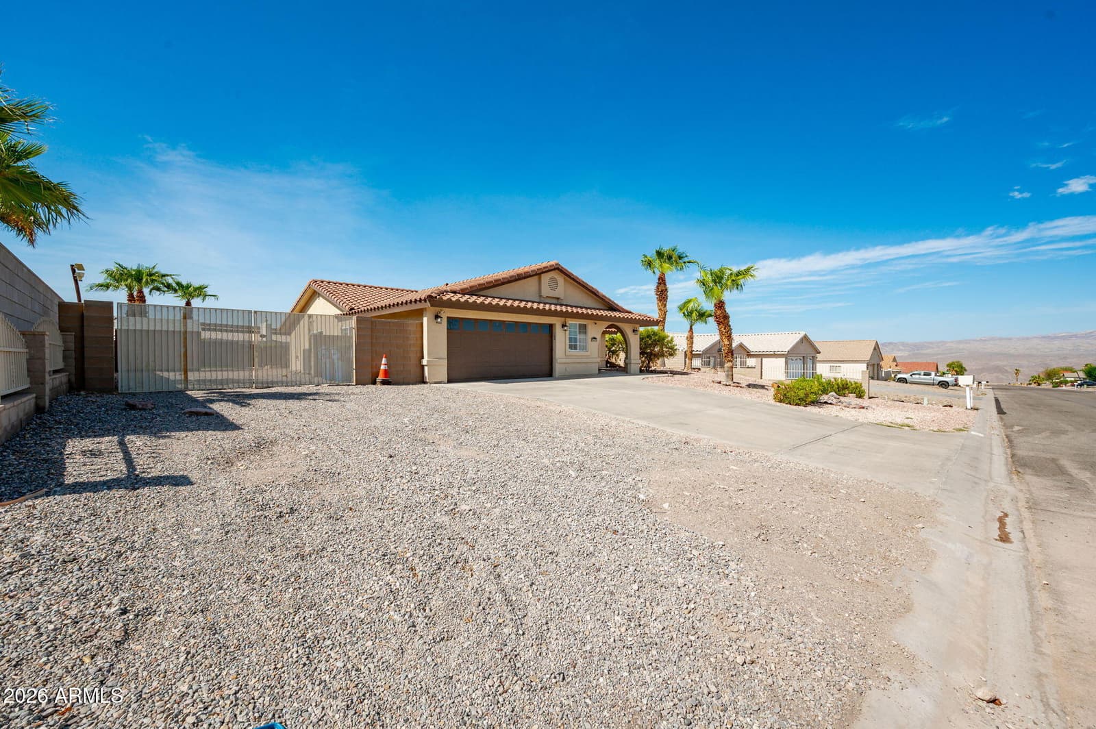3472 Florence Avenue, Bullhead City, AZ 86429 — photo 5 of 62