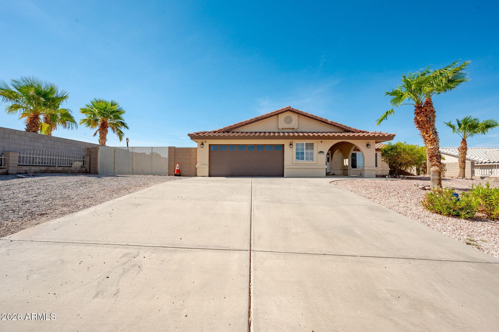 3472 Florence Avenue, Bullhead City, AZ 86429 — photo 7 of 62