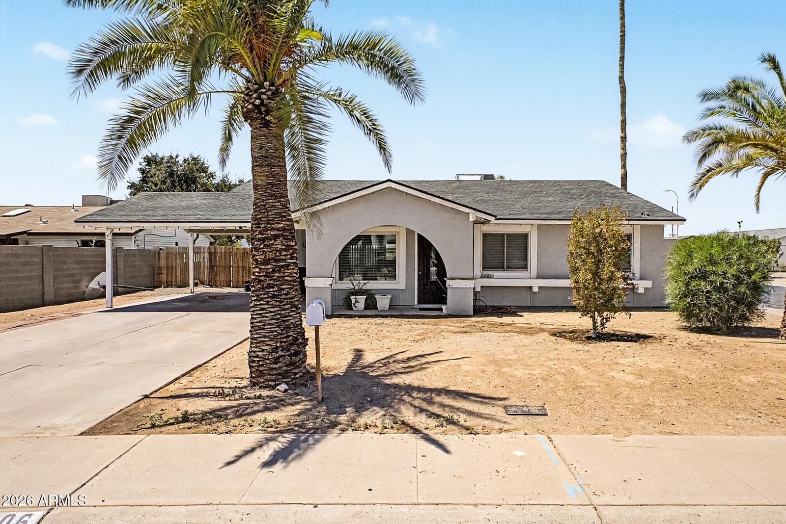 4006 S HANNA Drive, Tempe, AZ 85282 — photo 1 of 23