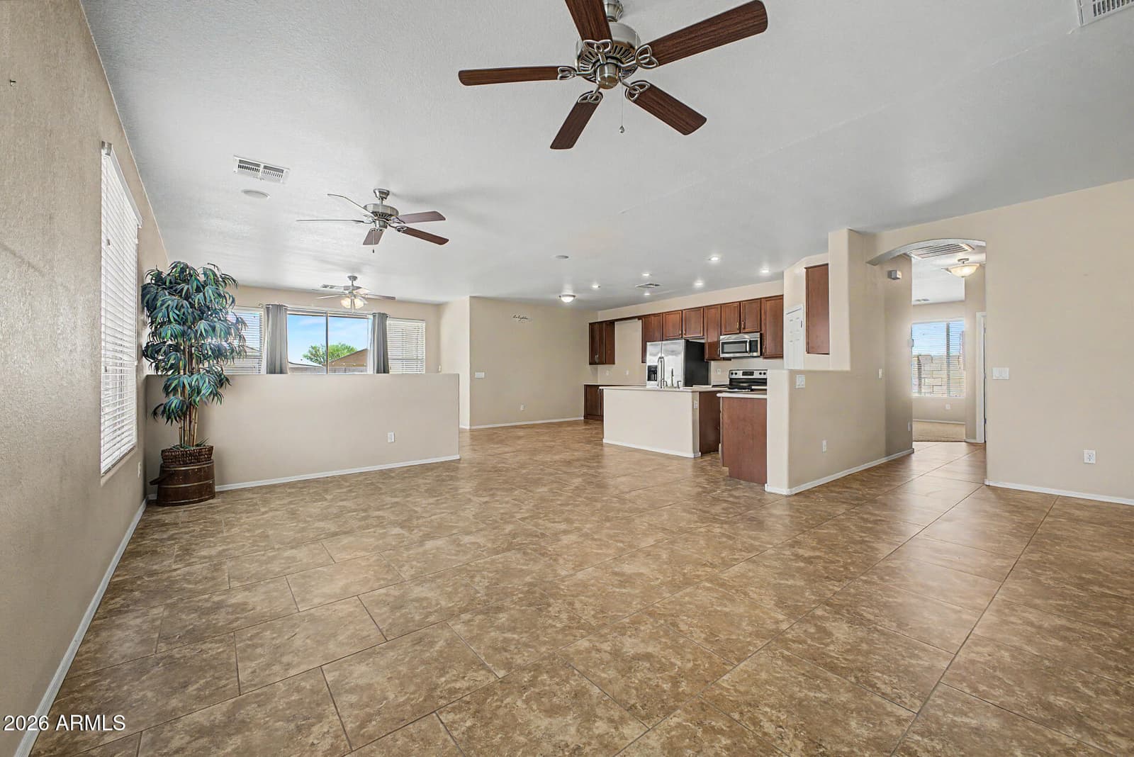 20230 N VALENCIA Drive, Maricopa, AZ 85138 — photo 5 of 36
