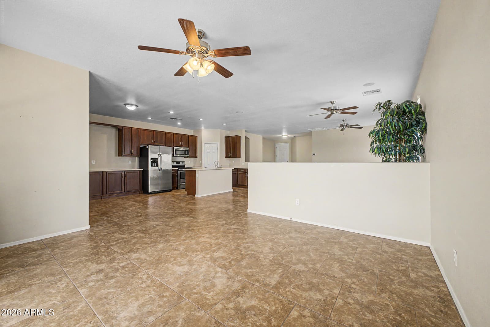 20230 N VALENCIA Drive, Maricopa, AZ 85138 — photo 6 of 36