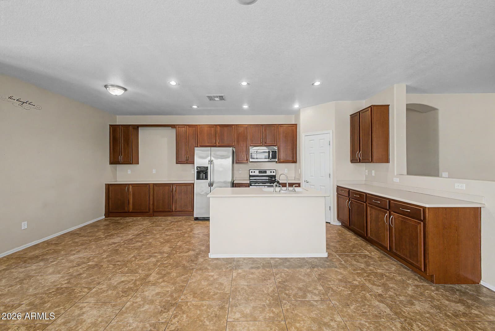 20230 N VALENCIA Drive, Maricopa, AZ 85138 — photo 10 of 36