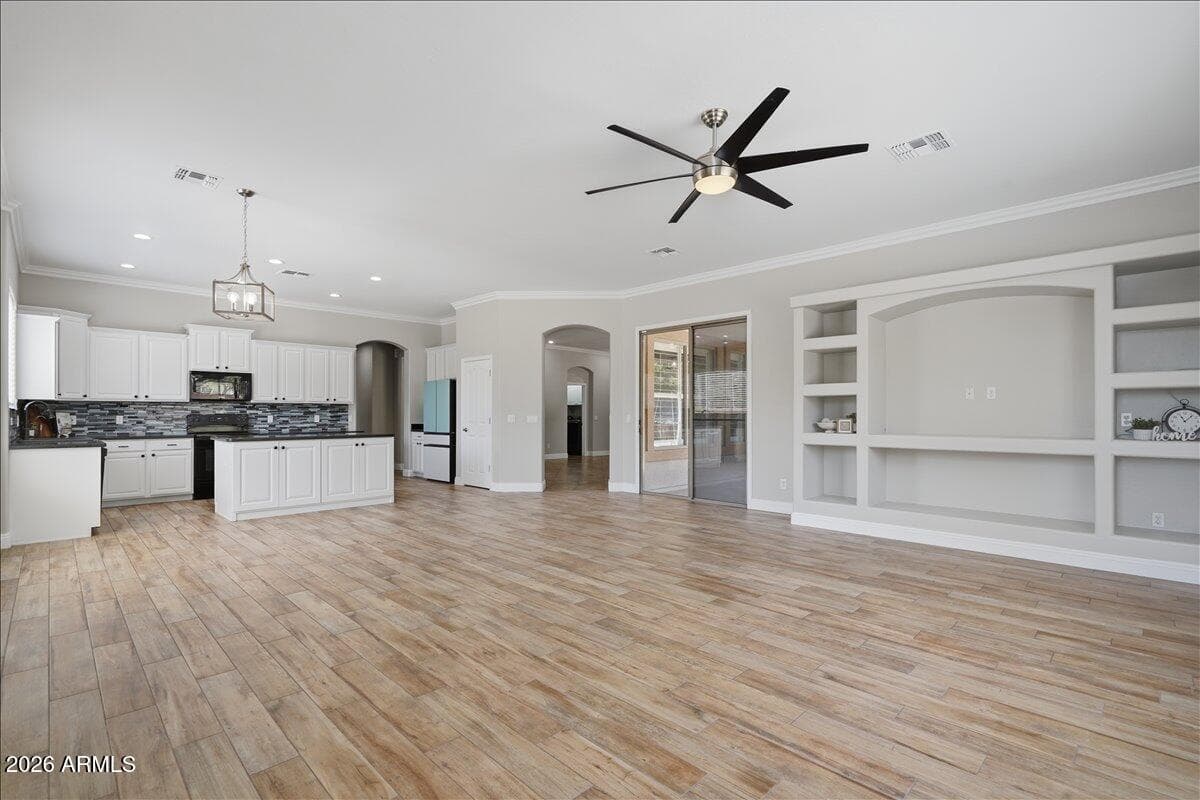 845 N THUNDERBIRD Avenue, Gilbert, AZ 85234 — photo 19 of 55