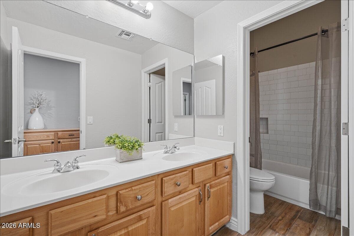 845 N THUNDERBIRD Avenue, Gilbert, AZ 85234 — photo 34 of 55
