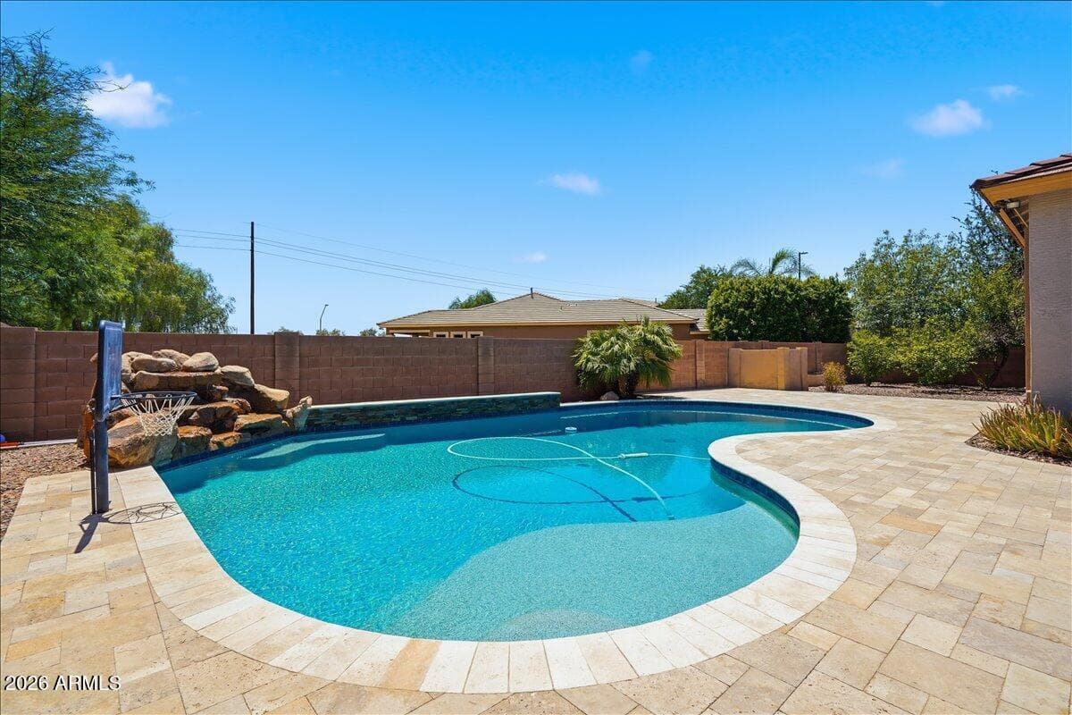 845 N THUNDERBIRD Avenue, Gilbert, AZ 85234 — photo 40 of 55