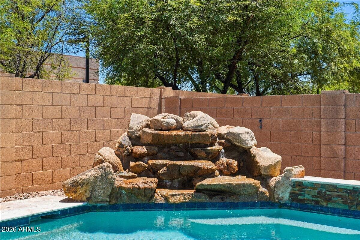 845 N THUNDERBIRD Avenue, Gilbert, AZ 85234 — photo 42 of 55