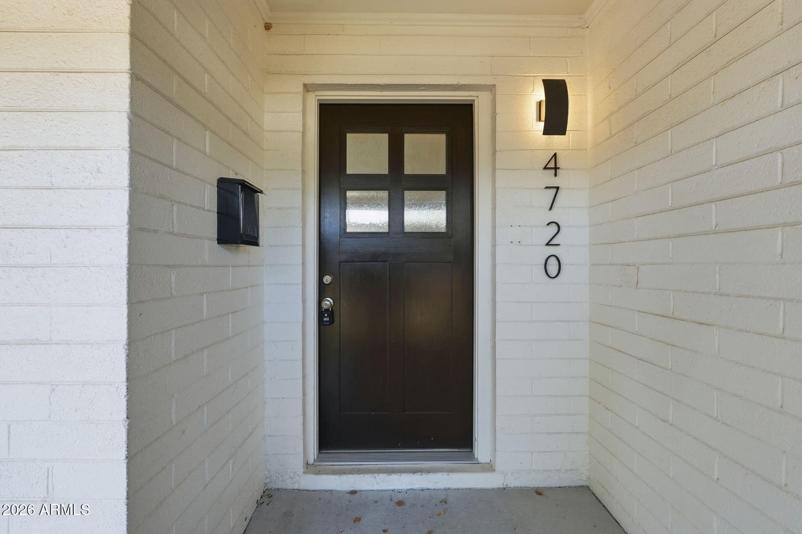 4720 N 14TH Avenue, Phoenix, AZ 85013 — photo 6 of 46