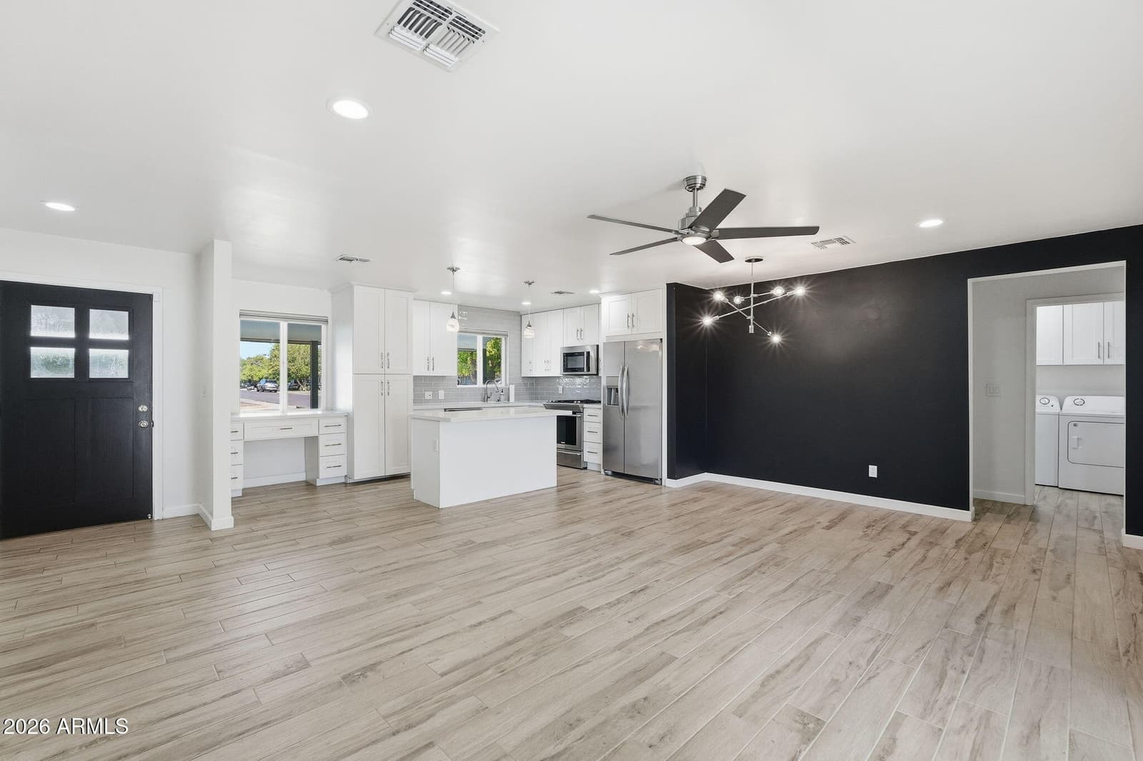 4720 N 14TH Avenue, Phoenix, AZ 85013 — photo 15 of 46