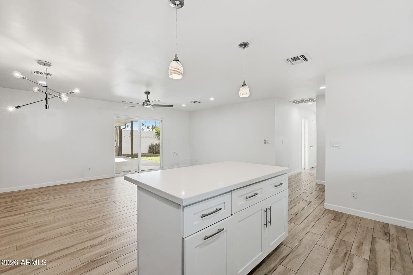 4720 N 14TH Avenue, Phoenix, AZ 85013 — photo 14 of 46