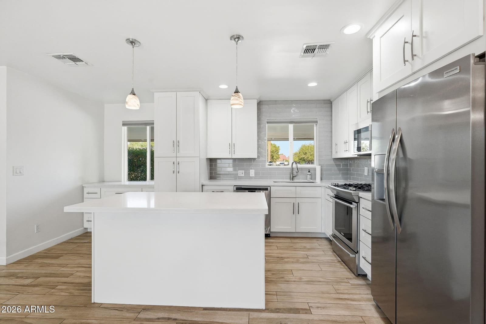4720 N 14TH Avenue, Phoenix, AZ 85013 — photo 12 of 46