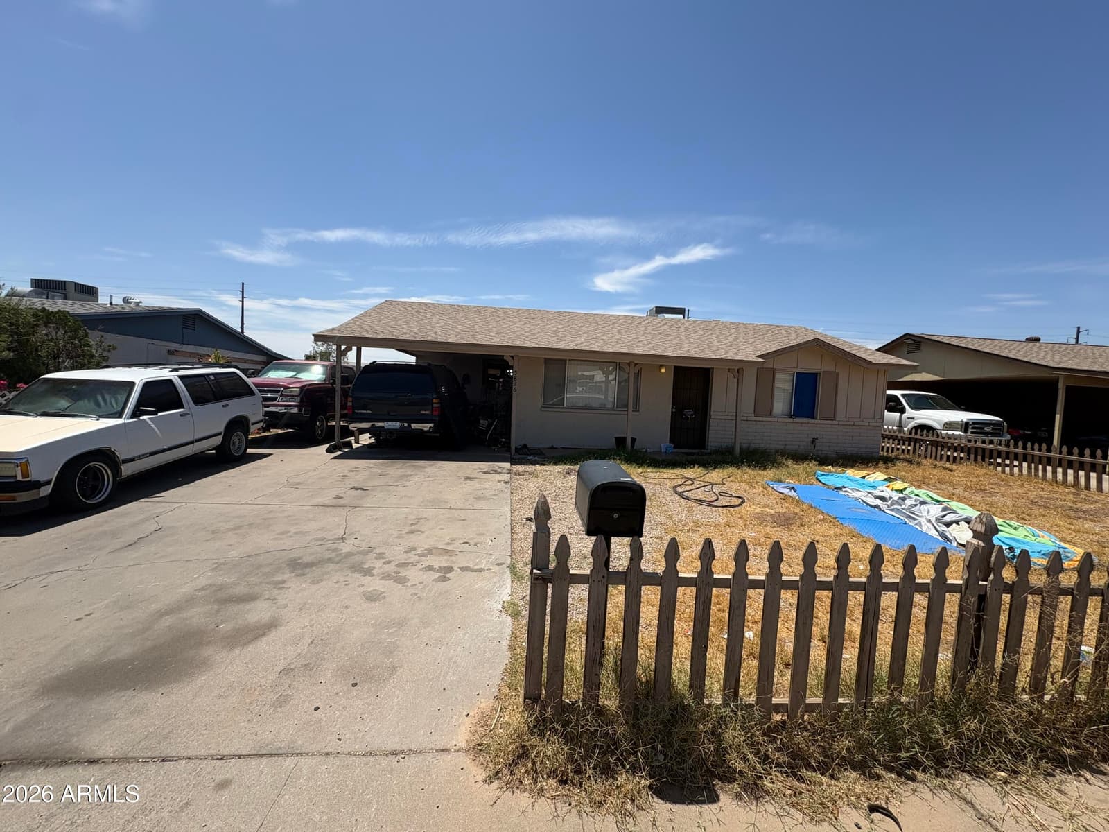 5826 N 70TH Avenue, Glendale, AZ 85303