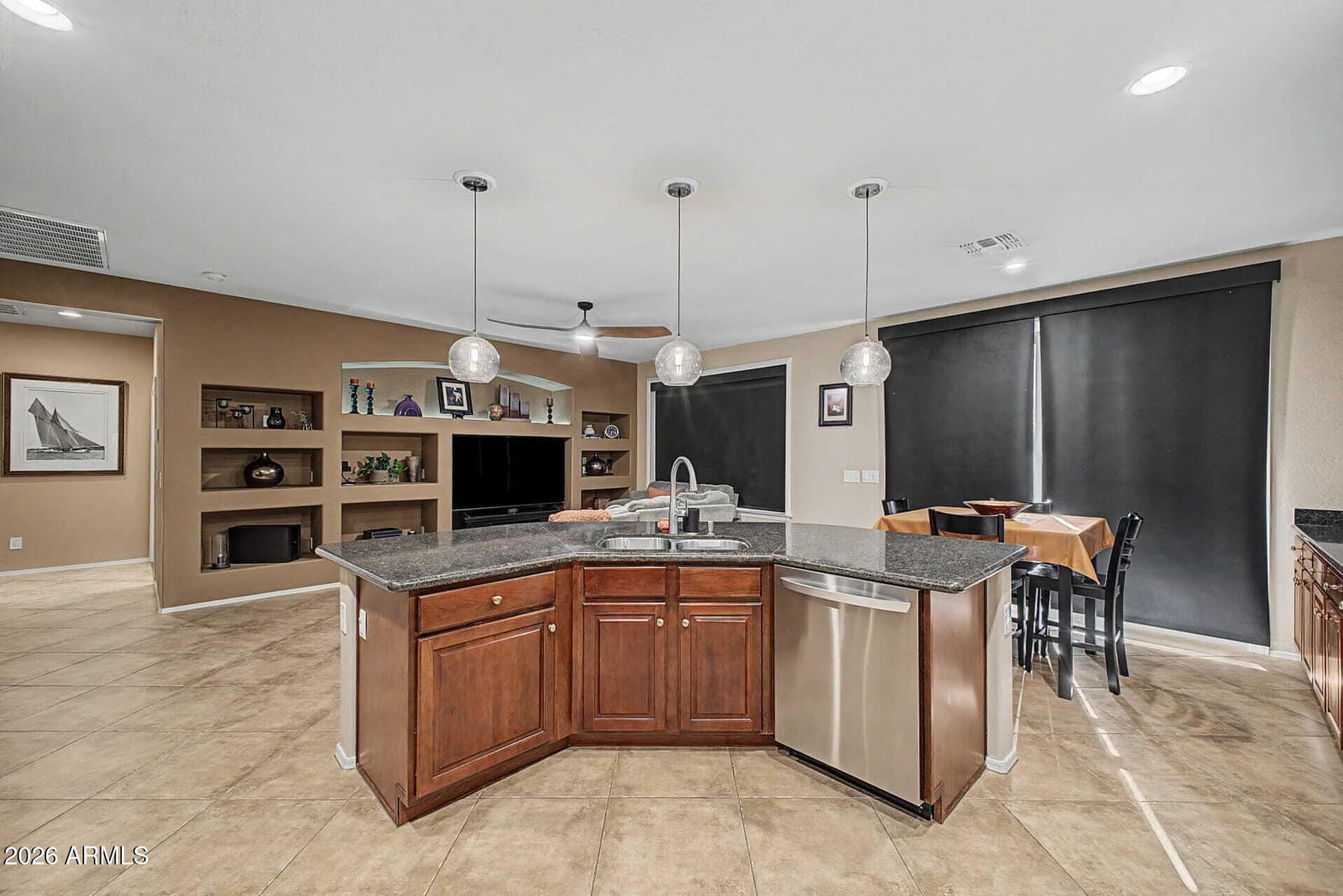 27310 N 65TH Drive, Phoenix, AZ 85083 — photo 13 of 47