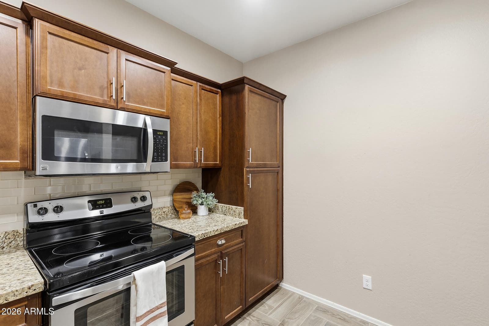 21655 N 36TH Avenue 106, Glendale, AZ 85308 — photo 13 of 54