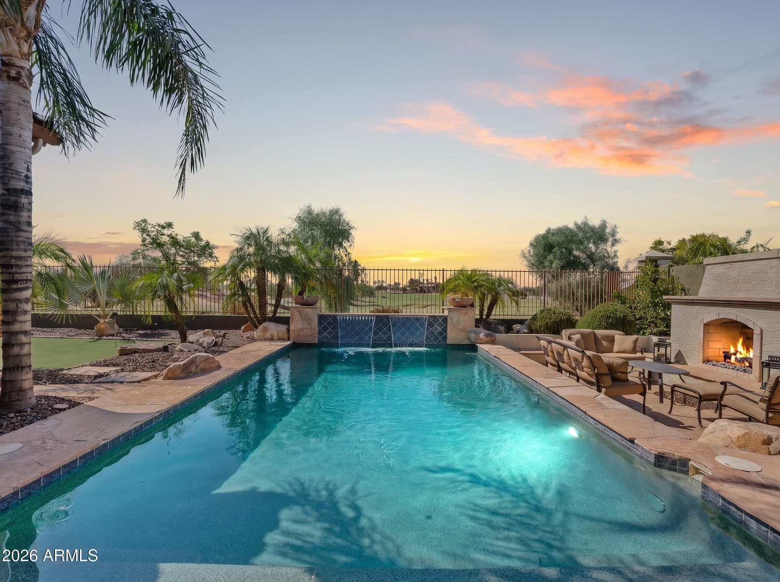 4064 E CLUBVIEW Drive, Gilbert, AZ 85298 — photo 4 of 51