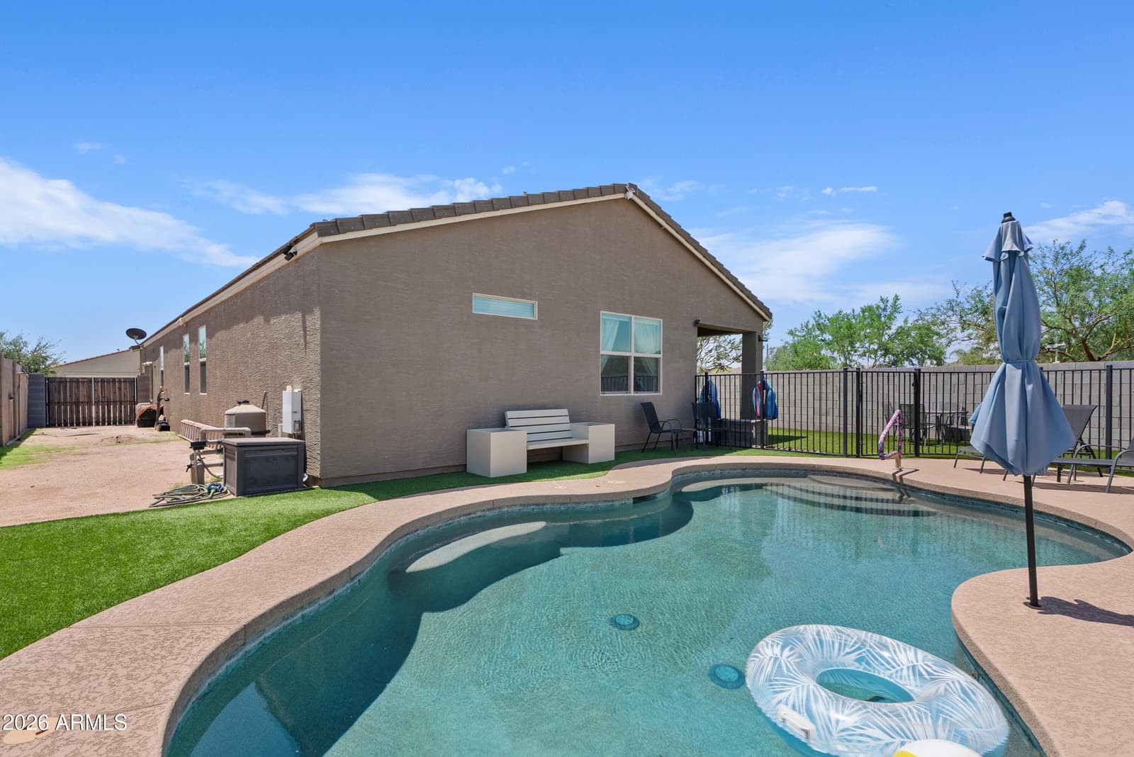 400 W CHASKA Trail, San Tan Valley, AZ 85140 — photo 4 of 41