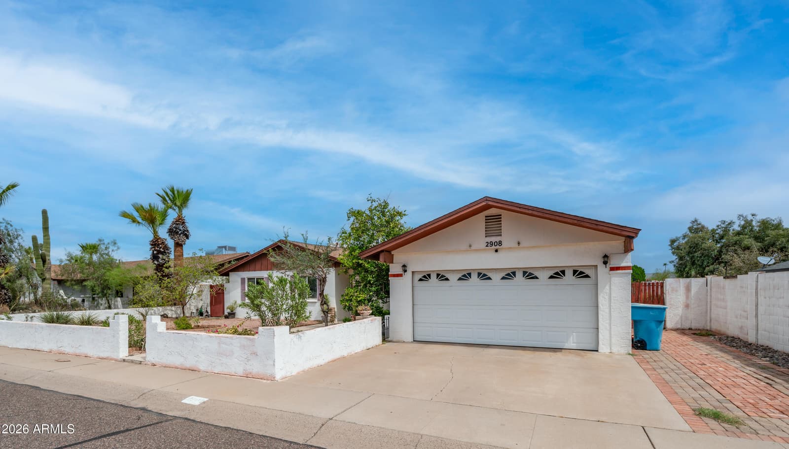 2908 E CACTUS Road, Phoenix, AZ 85032 — photo 3 of 35