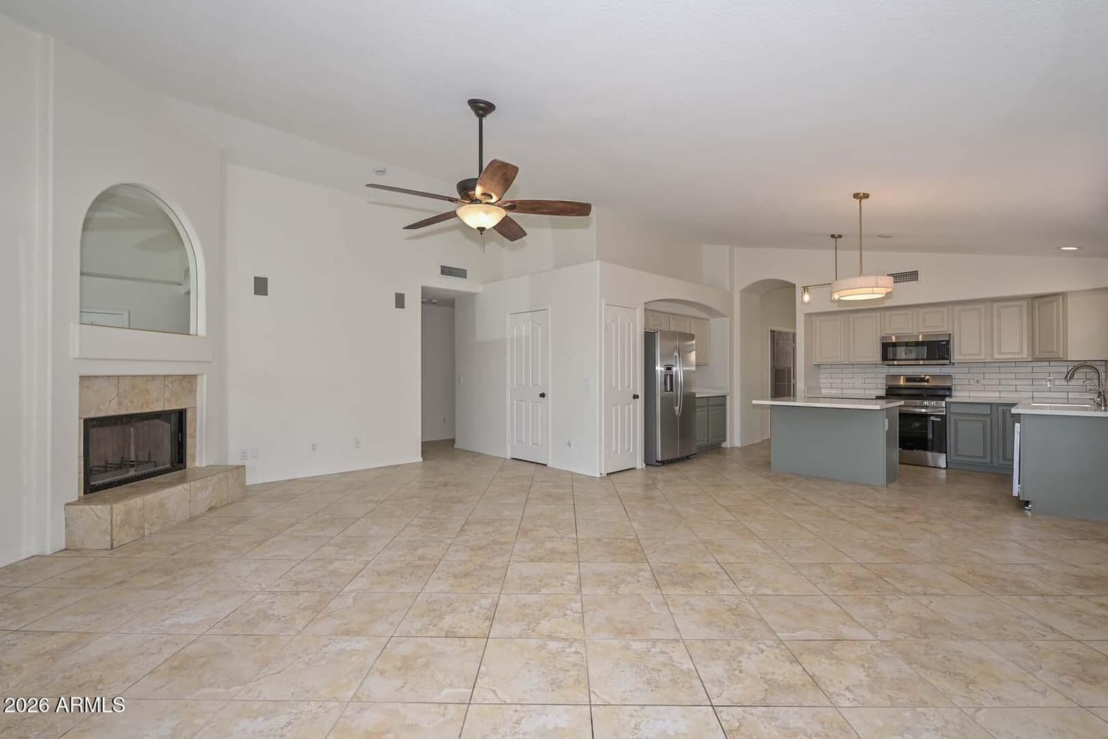 7911 W Kimberly Way, Glendale, AZ 85308 — photo 17 of 47