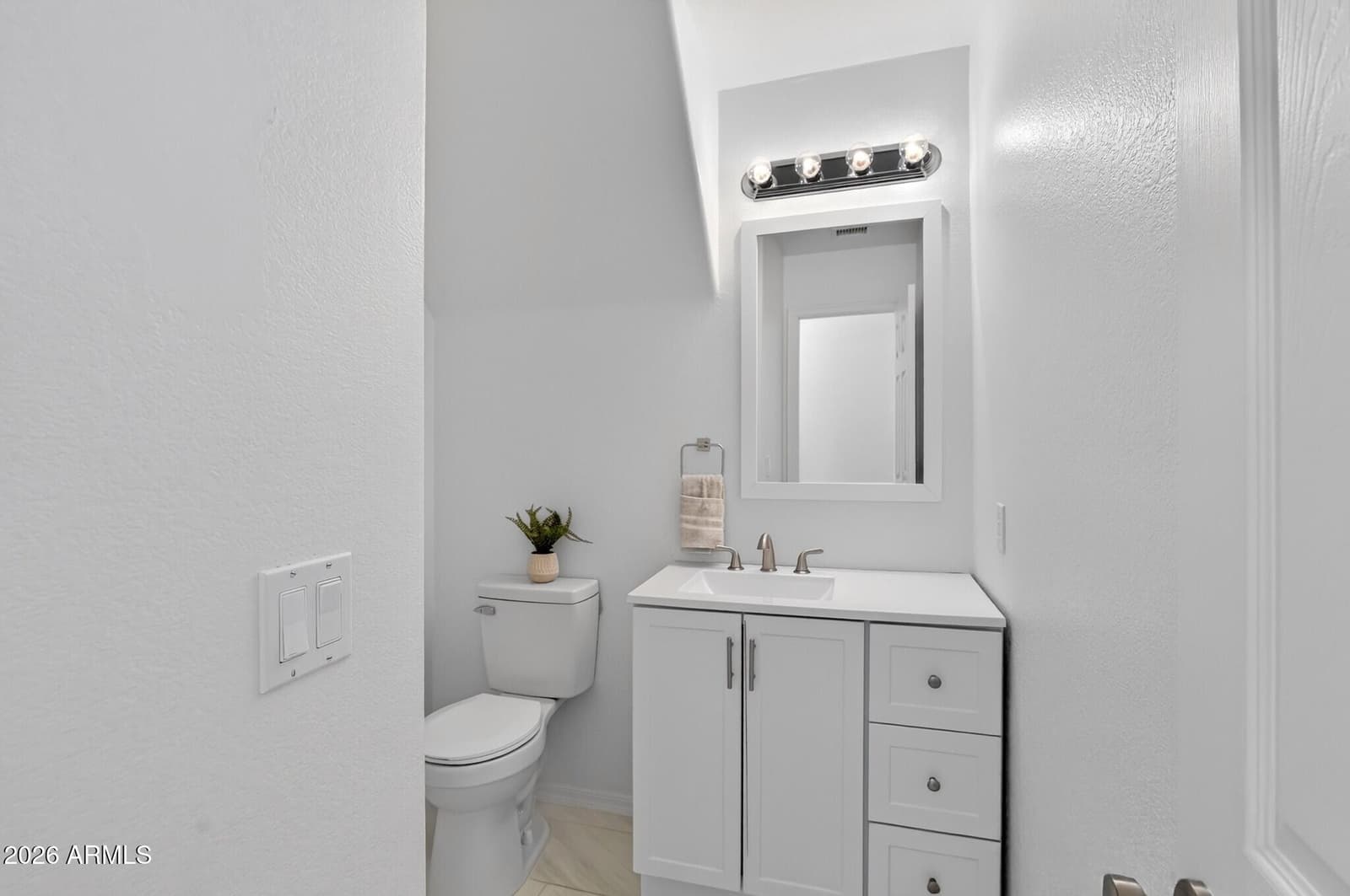 1633 E BARBARITA Avenue, Gilbert, AZ 85234 — photo 16 of 47