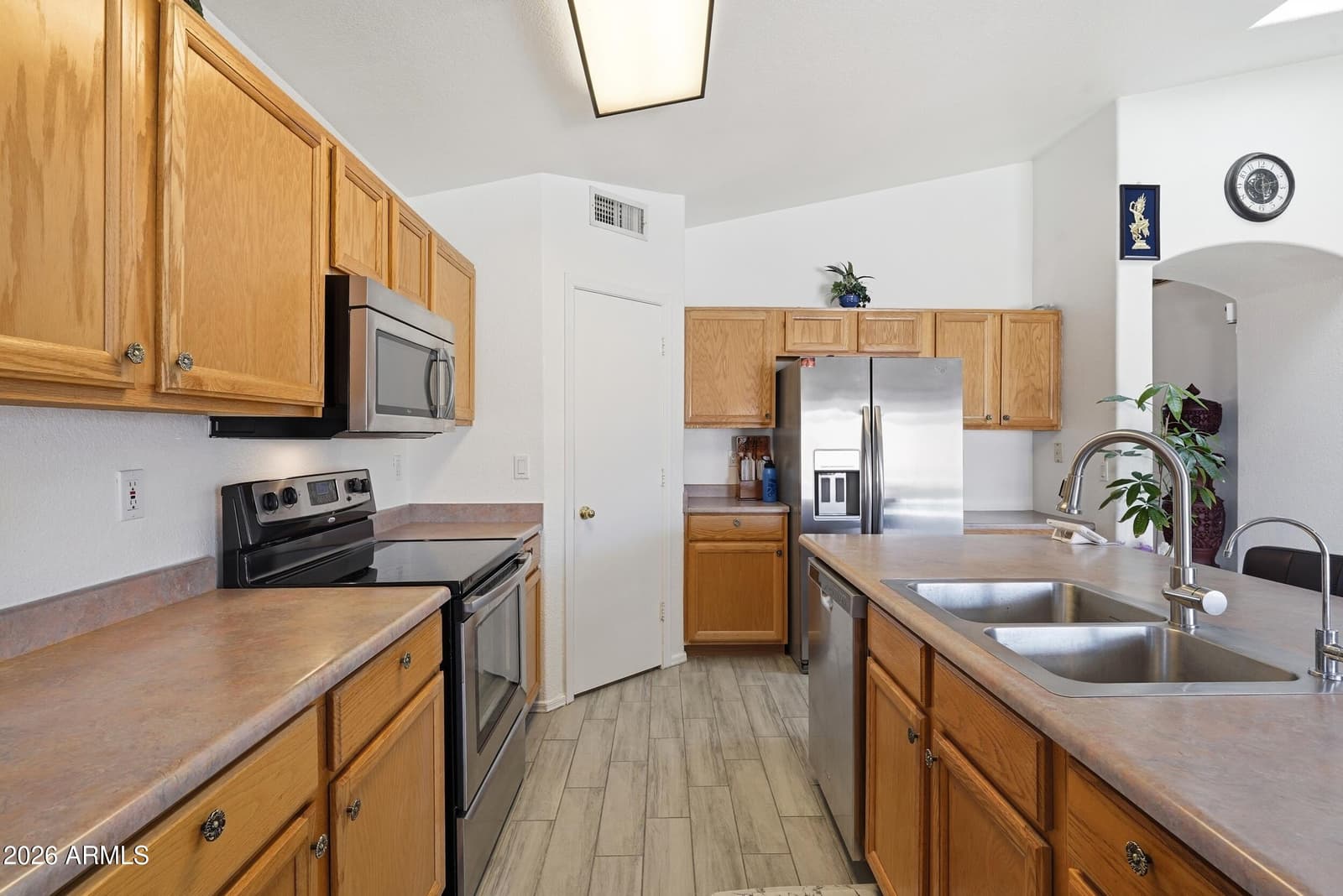 16605 N 23RD Place, Phoenix, AZ 85022 — photo 16 of 40