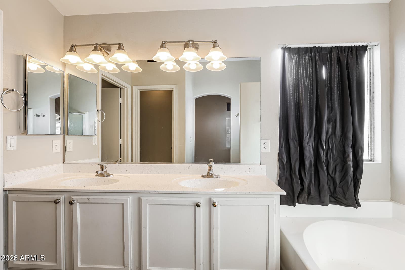 4728 N 89TH Drive, Phoenix, AZ 85037 — photo 13 of 21
