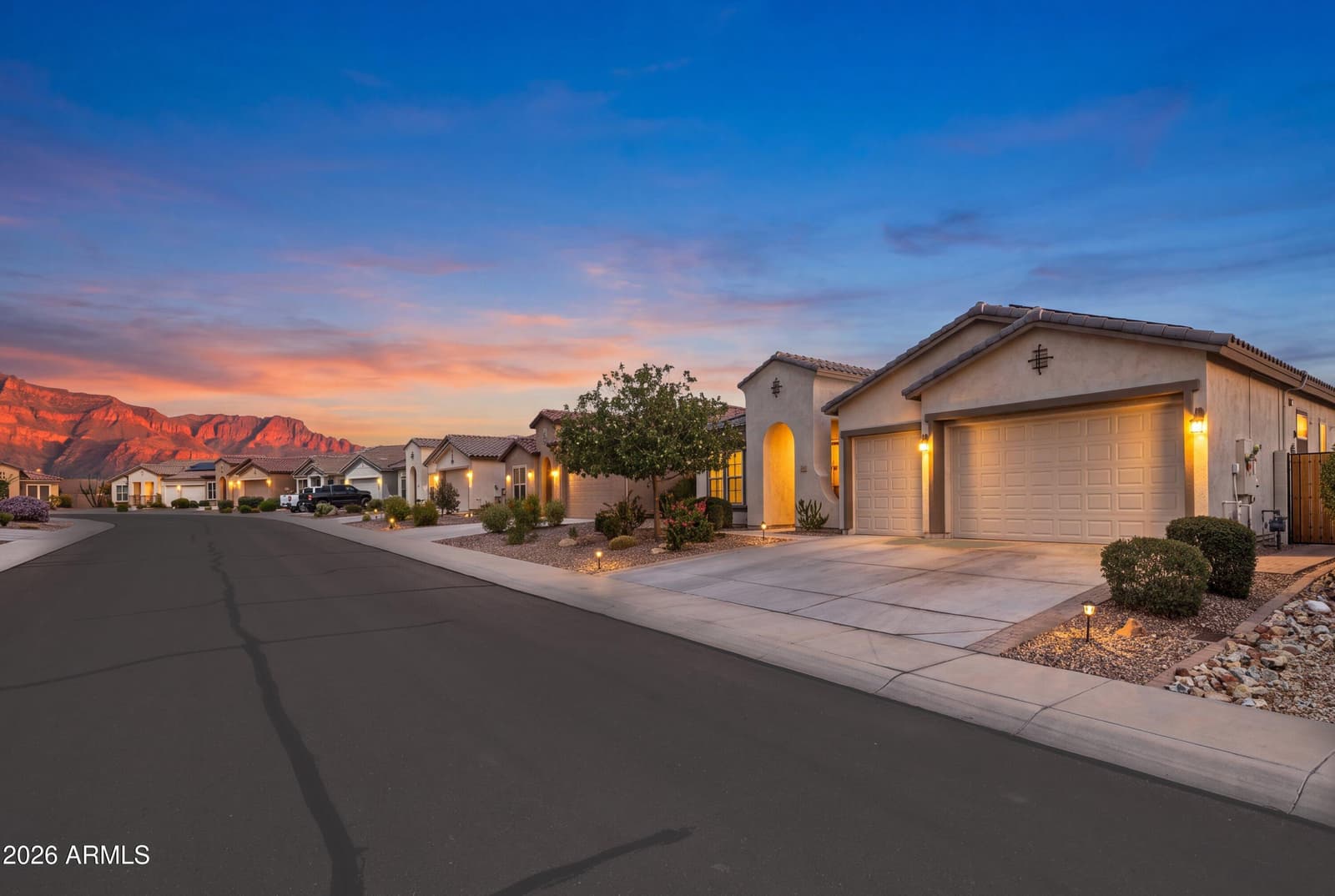 7313 S BENNETT Circle, Gold Canyon, AZ 85118 — photo 5 of 92