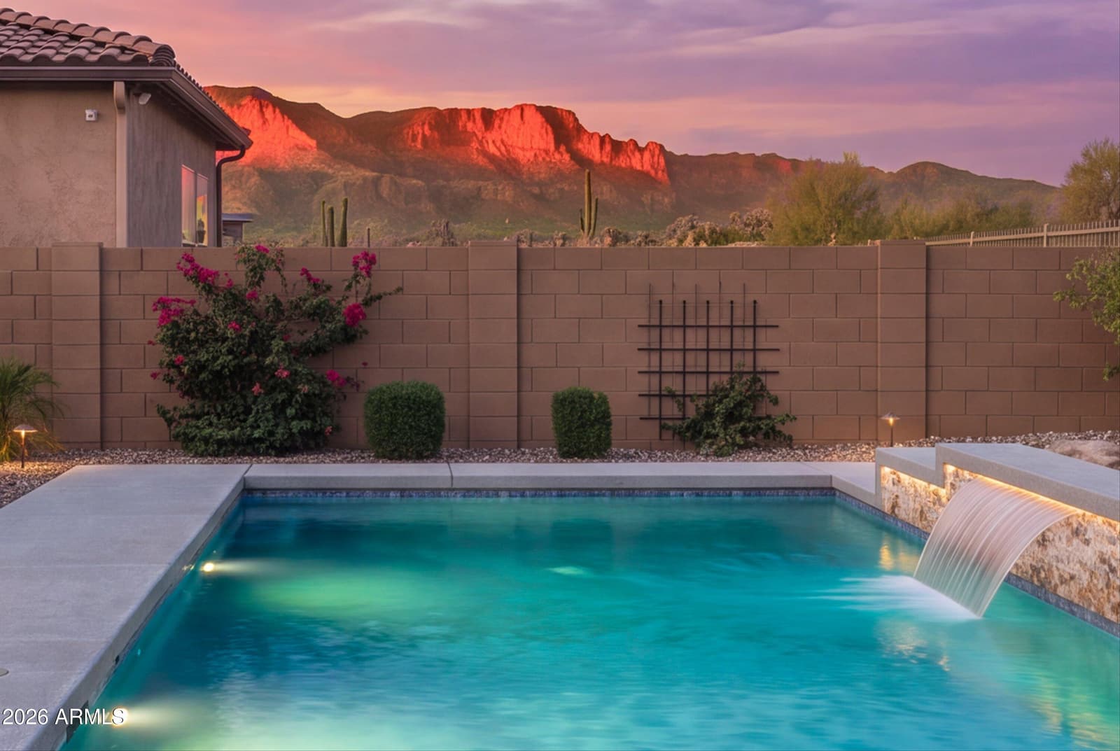 7313 S BENNETT Circle, Gold Canyon, AZ 85118 — photo 4 of 92