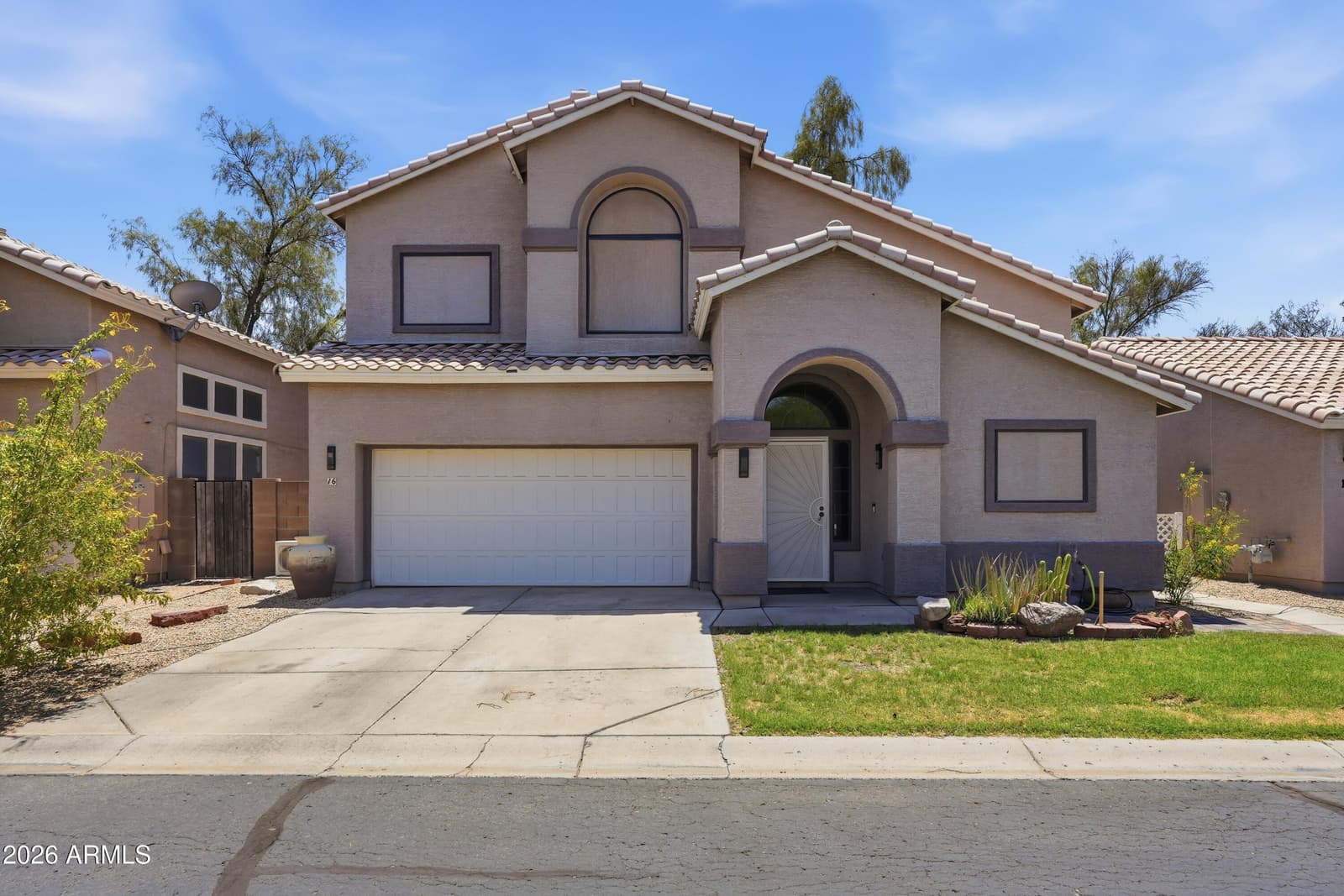 1425 S LINDSAY Road 16, Mesa, AZ 85204 — photo 2 of 41