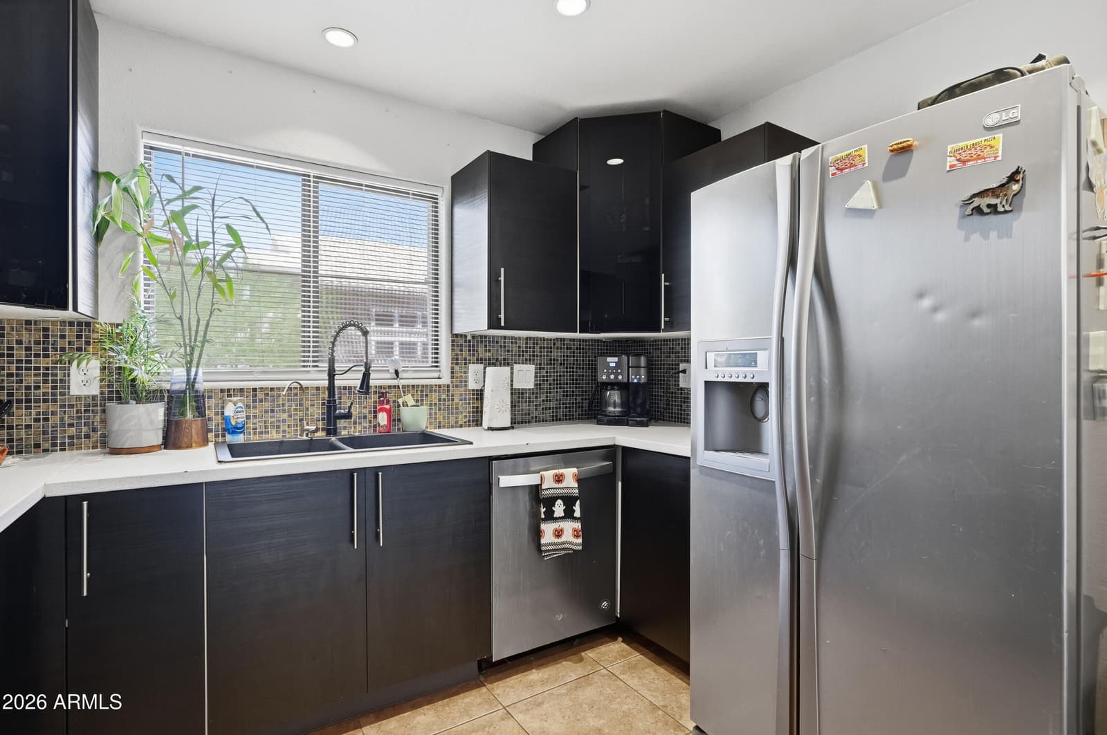 1425 S LINDSAY Road 16, Mesa, AZ 85204 — photo 14 of 41