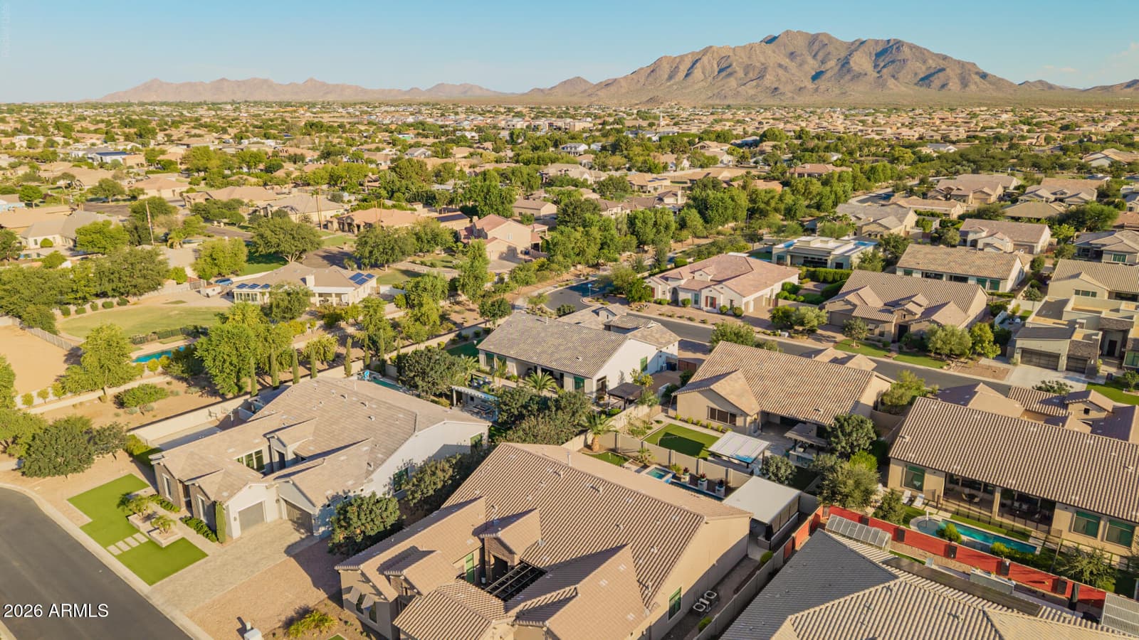 2580 E VALLEJO Drive, Gilbert, AZ 85298 — photo 14 of 90