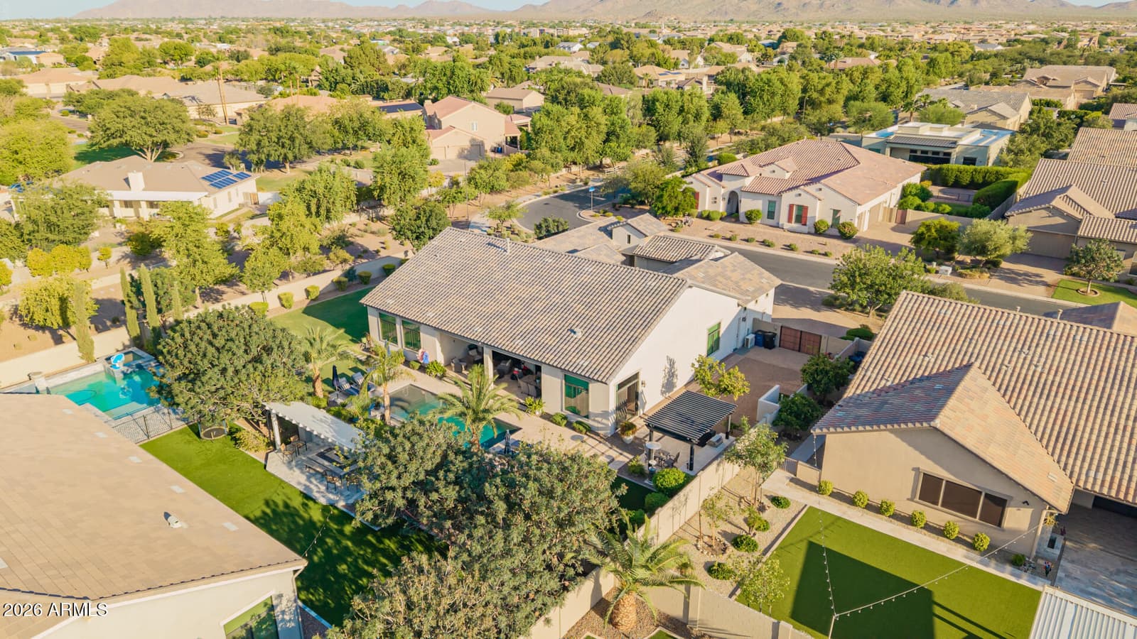 2580 E VALLEJO Drive, Gilbert, AZ 85298 — photo 16 of 90